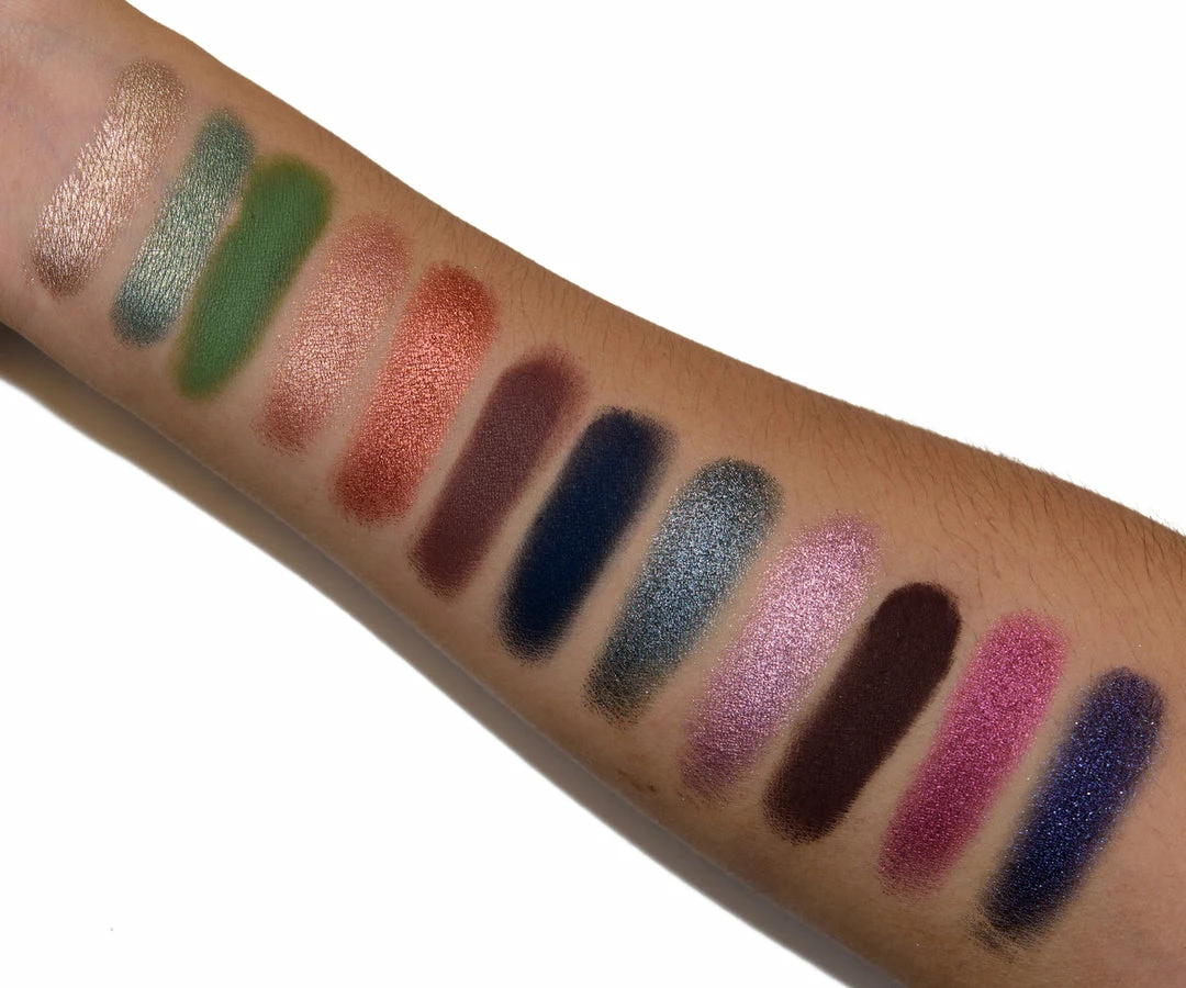 Sydney Grace X Temptalia On The Horizon Eyeshadow (DEEP) Palette 3 Sydney Grace X Temptalia On The Horizon Eyeshadow (DEEP) Palette