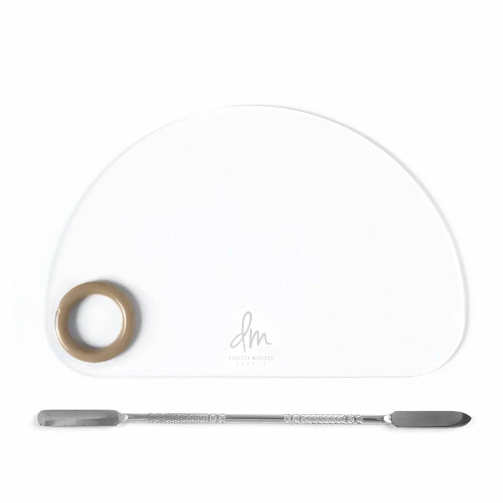 Danessa Myricks Beauty Acrylic Palette 1 Danessa Myricks Beauty Acrylic Palette