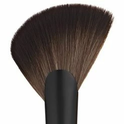 Scott Barnes Powder Sheer Brush #66